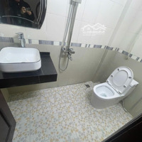 Bán Nhà Nguyễn Ngọc Vũ, 8,9 Tỷ, 37 M2, 4 Phòng Ngủ 4 Vệ Sinh Chính Chủ, Uy Tín, Cầu Giấy, Hà Nội