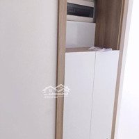 Siêu Hiếm Với Căn Hộ The Sun Avenue 3 Phòng Ngủ, Nội Thất Cơ Bản Đèn, Rèm, Bếp, Máy Lạnh