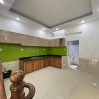 Cho Thuê Nhà 1 Trệt 3 Lầu - 4.5X17M - Sau Chợ Bình Triệu - Đường Ô Tô. Phù Hợp Ở, Làm Công Ty