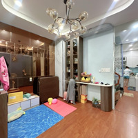 Bán Nhà Mặt Phố Hồng Bàng, Q6 Phong Thủy Cực Tốt, Mặt Tiền Thông Thoáng, Sổ Hồng Riêng