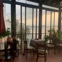 Bán Nhà Mặt Phố 40m7T Th/Máy VIEW Hô Tây LÔ GÓC 3 THOÁNG 2 Vỉa Hè 30 Tỷ Yên Hoa.