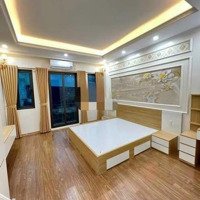 Tôi Cho Thuê Nhà Mới Hoàng Cầu- Đống Đa,Diện Tích55M* 5 Tầng Mặt Tiền 5M Ô Tô Đỗ Cửa . Giá 24 Triệu/Th