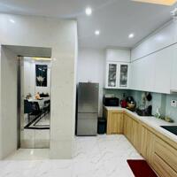 Bán nhà Trương Định, Hai Bà Trưng 35m2x5 tầng thang máy, 1 nhà ra phố sđcc 8 tỷ