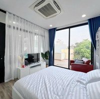 Căn Hộ Dịch Vụ 1 Phòng Ngủban Công Siu To Thoáng Mát Gần Cầu Chữ Y Tiện Di Chuyển Trung Tâm