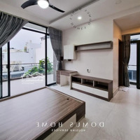 Căn Hộ Dịch Vụ Ban Công Siu Lớn Ngay Gần Trung Tâm Q4