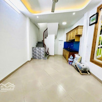 Hàng Xóm Minh Khaidiện Tích30 M.5 Tầng.sổ Đỏ Riêng.5 .35 Tỷ