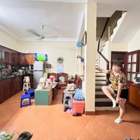 Phan Kế Bính, Ba Đình,Gần Phố Kinh Doanh,Diện Tích35M, 5 Tầng,Mặt Tiền5,7M Gia 8,5 Tỷ