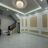 Khâm Thiên - Đống Đa. Cực Đẹp, Hiếm Nhà 4 Tầng - 30M2 Hơn 5 Tỷ.