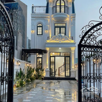 Siêu Phẩm Nhà 1 Triệuệt 2Lầu Nhà Thiết Kế Đẹp Tuyệt Vời Pk, Bếp ,4 P Ngủ 3 Wc Giếng Trời, Sân 4 Xe Ôtô