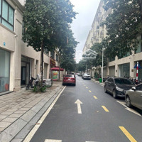 Cần Cho Thuê Văn Phòngshophouse Himlam Vạn Phúc, Có Thang Máy, 91M2 Đường Tố Hữu. Liên Hệ:0936399629