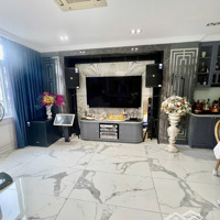 Bán Gấp Toà Nhà Đường Hồ Văn Huê P9 Q Phú Nhuận Dt:8X18M Kc: 1H 5 Tầng Hđt 80 Triệuiệu/Th Giá Bán 30Tỷtl