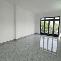 Nha 3 Tầng Mặt Tiền Đs 4 Thích Quảng Đức . Phước Hải . Ngang 7.6M. Có Sổ Hồng 9,5 Tỷ