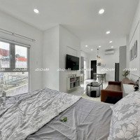 Khai Trương Siêu Phẩm Phòng Đầy Đủ Nội Thất Hiện Đại Ban Công Thoáng Mát Nguyễn Trãi Quận 1