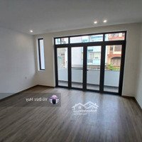 Nở Hậu, Hẻm Xe Hơi, Nhà Mới, Hơn 90M2, Hơn 8 Tỷ Ở Ngay