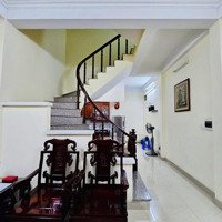 Bán Nhà Dân Xây,Phố Bồ Đề,Long Biên, Diện Tích: 45M2,4 Tầng,Cách Phố Hồng Tiến 20M,2 Thoáng,Ngõ Oto Thông