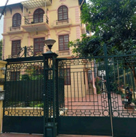 Bán Biệt Thự Tại Đường Âu Cơ Diện Tích: 170M2, Giá: 26 Tỷ. Tây Hồ
