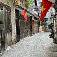 Bán Nhà Ngõ Chợ Khâm Thiên Thông Sang Trung Phụng - Trung Tâm Đống Đa - Trước Nhà 3 Gác Đua Nhau .