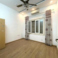 Bán Nhà Mặt Phố Nghi Tàm, Vị Trí Đẹp Nhất Phố, 72M, Mặt Tiền 5,4M, Nở Hậu Siêu Đẹp, 50,4 Tỷ.