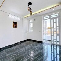Nhà lầu xây mới 3 phòng ngủ, gần Đài Truyền hình Cần Thơ