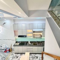 Nhà Đẹp 40M2 Ngang Lớn 4.5M Trần Quý Q11 ~ 4 Tầng ~ 8.2 Tỷ