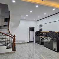 Chính Chủ Bán Nhà 4 Phòng Ngủ 4 Vệ Sinhtại Trương Định, 45 M2, 5 Tầng, Ngõ Rộng 2,5M