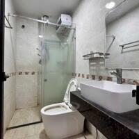 NHÀ ĐẸP TRUNG TÂM VĂN QUÁN - 43M2 - 5 TẦNG - GARA Ô TÔ - Ô TÔ TRÁNH - NỘI THẤT XỊN SÒ