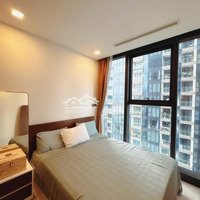 Bán Gấp Căn Hộ Lux6-12.01 2 Phòng Ngủ 79M2 Vinhomes Golden River Ba Son, 12 Tỷ, Q1, Hcm