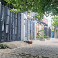 Mặt Tiền Kinh Doanh Sầm Uất. Đối Diện Đh Nam Sg, Gần Aeon Pac Mall Cao Lổ Q.8, 4X14Mx4 Tầng