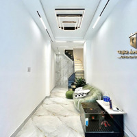 Nhà Phố Hiện Đại Mặt Tiền Đường Số, P.4 Quận 4