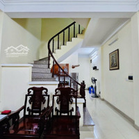Lung Linh Bồ Đề - Nhà Mới 45M - 11,95 Tỷ - 2 Mặt Thoáng.