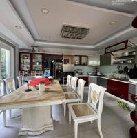 Bán biệt thự HXH Nguyễn Sơn, Phú Thọ Hoà, Tân Phú, 126m2, 4 tầng, đẹp lung linh