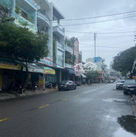 Bán Nhà Cấp 4 (100M2, Ngang 4M) Mặt Đường Phù Đổng , Ngay Khu Bàn Cờ Nha Trang. Giá Bán 10.5 Tỷ