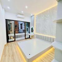 Nhà đẹp ở ngay phố Pháo Đài Láng, 36m2 x 4 tầng, ngõ rộng, gần phố, trung tâm Đống Đa, giá chỉ 7.3 tỷ.