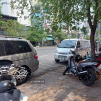 Bán Đất Tặng Nhà 130M - Gần Ngã Tư Hàng Xanh -2 Tầng -Trung Tâm Bình Thạnh -Giáp Q1