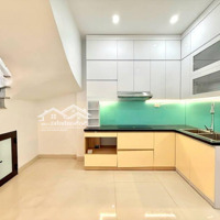 Bán Nhà Trần Cung Ngõ Ô Tô , 2 Mặt Thoáng , Dân Xây Chắc Chắn