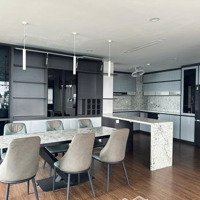 Mặt Phố Lạc Long Quân - Vị Trí Đẹp - Kinh Doanh Đỉnh Cao - Sau Nhà Là Hồ Tây Chỉ Nhỉnh 30 Tỷ