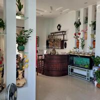 Chính chủ bán căn biệt thự đường hải đăng vũng tàu 400m2 có 260m2 thổ cư sân vườn sẵn