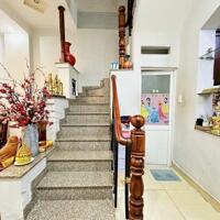 Nhà chính chủ 3 tỷ 8 tại Phạm Văn Bạch, Phường 15, Tân Bình, HCM, 56m2, view đẹp , sổ riêng