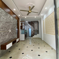 Nhà Đẹp Nhất Khu Vựcdiện Tích30M2 Xây 5 Tầng Tại Tây Mỗ, Ngõ Thông Ô Tô Đổ Cổng, Gần Vincom, Giá Bán 4.6 Tỷ