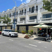 Bán Shophouse 3 Phòng Ngủ 4 Vệ Sinh 100M2 Tại Thăng Long Central City, 3,9 Tỷ, View Đẹp!