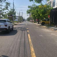 Lô Đất Kẹp Cống. Sạch Đẹp. Hướng Đông Nam Diện Tích 100M2