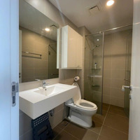 Bán Căn Hộ Tầng 22 Chung Cư Kosmo Tây Hồ Diện Tích 79M2 2 Phòng Ngủ 2 Vệ Sinh Full Nội Thất, View Hồ Tây