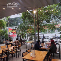 Cho Thuê Nhà Mặt Phố Tại Đường Quảng An. 90 Triệu, 300 M2. Mặt Tiền 10M