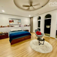 Bán Nhanh Lk Louis City - Đẳng Cấp - Sang Chảnh -Nội Thất Trị Giá Bán 5 Tỷ - 2 Mặt Thoáng Trước Sau