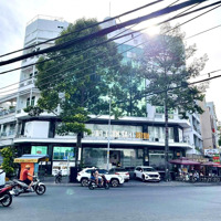 Nhà Mặt Tiền Ngay Nguyễn Văn Hưởng, P. Thảo Điền, Quận 2.Diện Tích23,7 X 27M 1 Hầm + 6 Tầng. Giá Bán 69,5 Tỷ