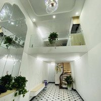Hàng Tuyển ! Khâm Thiên, Sát Phố, Nhà Mới, Tặng Nội Thất, 24/28T2M2 X 5 Tầng
