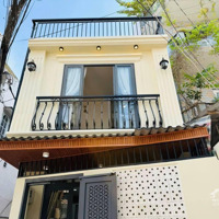 Chủ Bán Muốn Bán Căn Này Lo Cho Con Du Học Nằm Tại Hoàng Diệu, Phường 10, Phú Nhuận. Giá Bán 3.589 Tỷ.