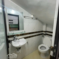 Bán Nhà Ngõ 234 Hoàng Quốc Việt, Cầu Giấy 35M2 Xây 5 Tầng Mới, Ô Tô 4 Chỗ Vào Nhà Giá Bán 8.6 Tỷ