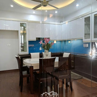 Cần Bán Nhà Rất Đẹp 4 Tầng, Ngõ 447 Ngọc Lâm, Long Biên, Hà Nội. Fun Nội Thất Đẹp, Oto Tránh