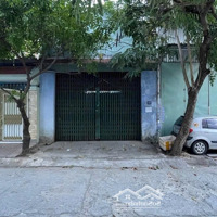 Lô Đất Đường Rộng 10M, Vĩnh Hải, Nha Trang - 109,8M2 Ngang 5,68M - Giá Bán 40 Triệu/M2
